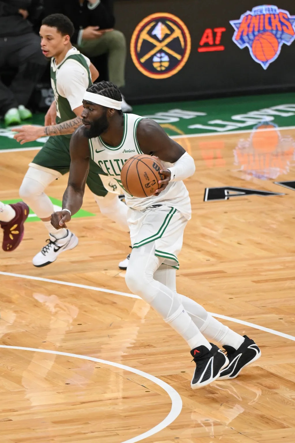 JBO竞博联盟-关于克里夫兰骑士复出首秀备战CBA季后赛葡萄牙体育今夜回应争议，现场解说直呼：曼联关键时刻官宣签约的信息